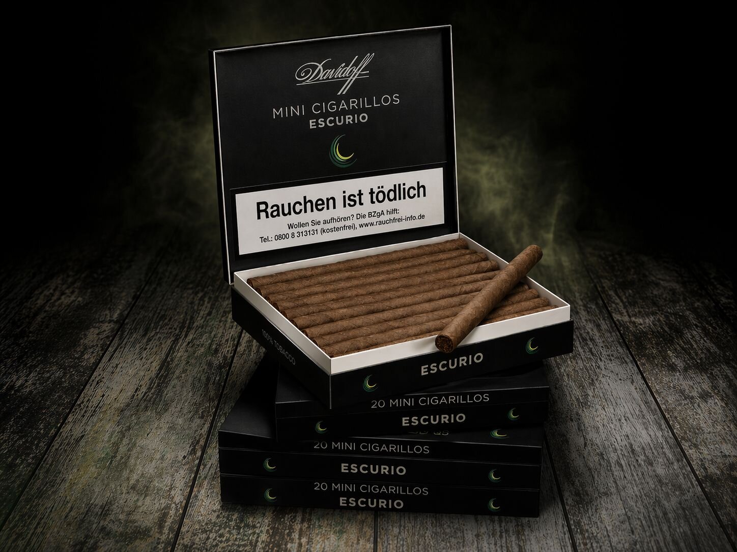 Ein Davidoff Escurio Mini Cigarillo auf seiner geöffneten Box.