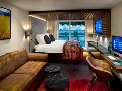 AmaMagna SA suite stateroom
