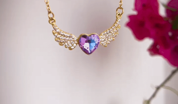 kalp taşlı melek kanadı kolye