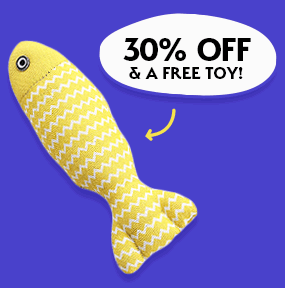 Kitty Poo Club free fish toy animated gif offer with "30% OFF & A FREE TOY" call-to-action.