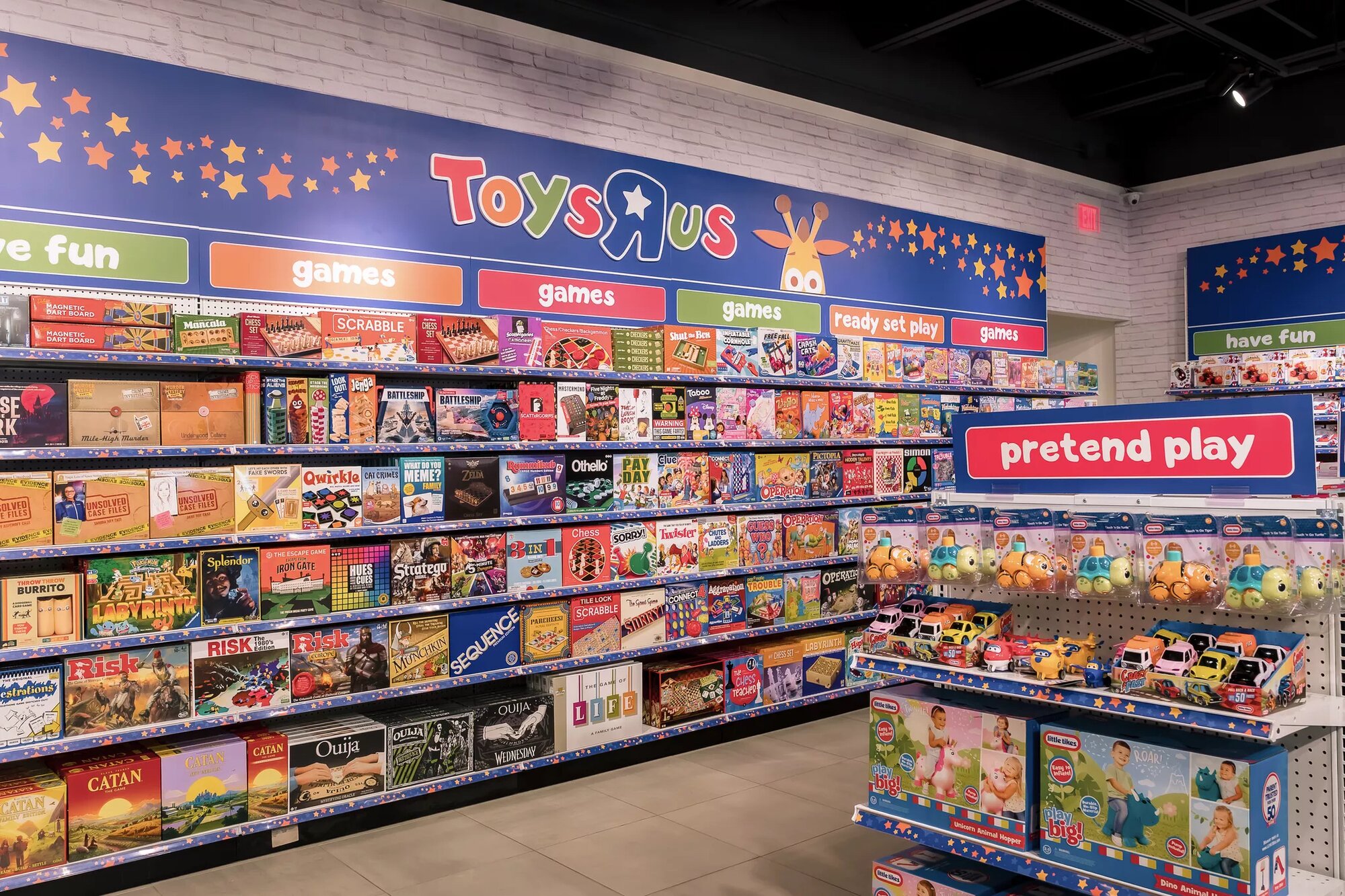 Toys"R"Us Flagship Towne East Square in Wichita, KS
