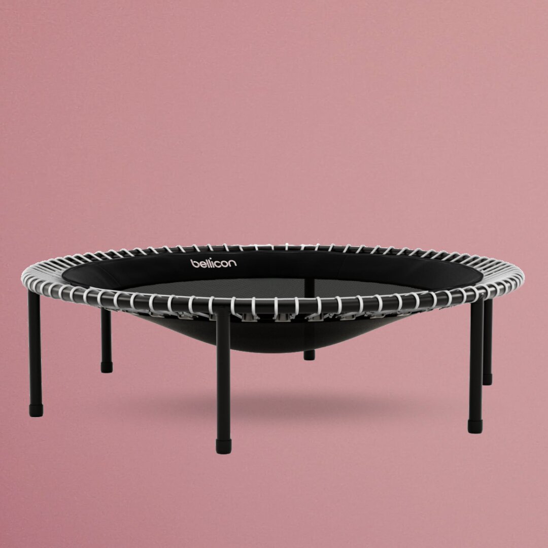 A point-elastic bellicon jumping mat.