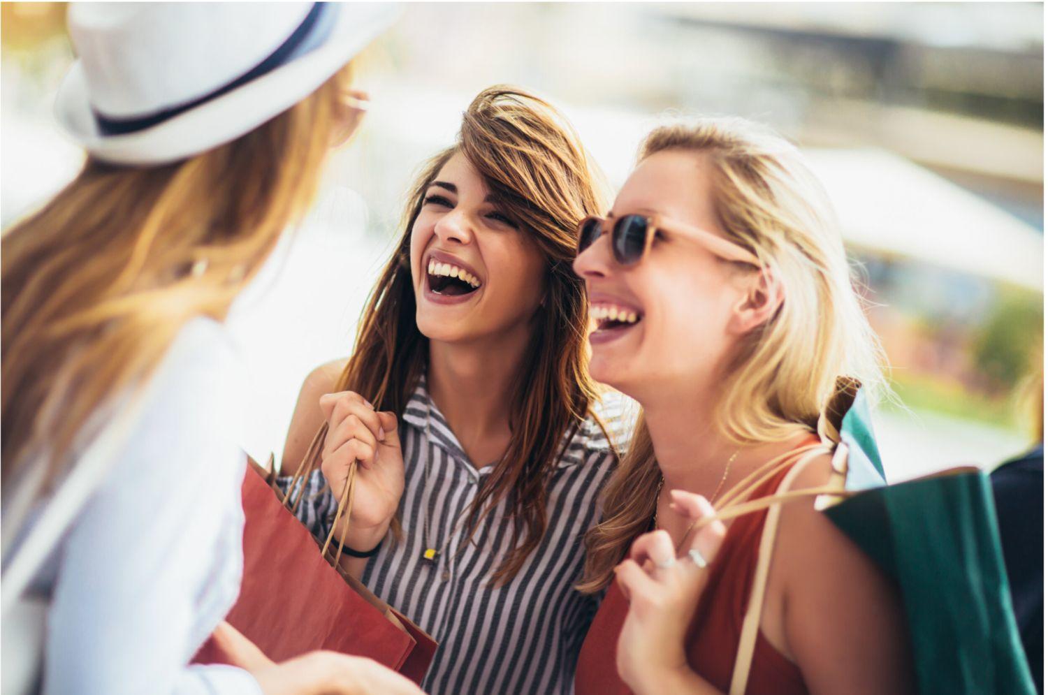 Headline article image 4 customer service tips for a successful Christmas shopping season