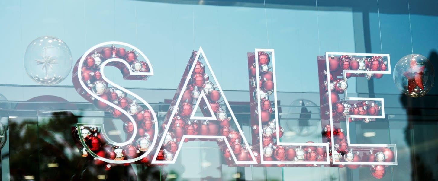 Headline article image How to discount smarter this holiday season