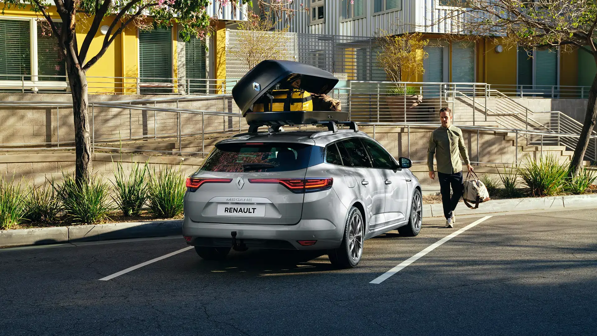 Trouver vos accessoires auto chez Retail Renault Group