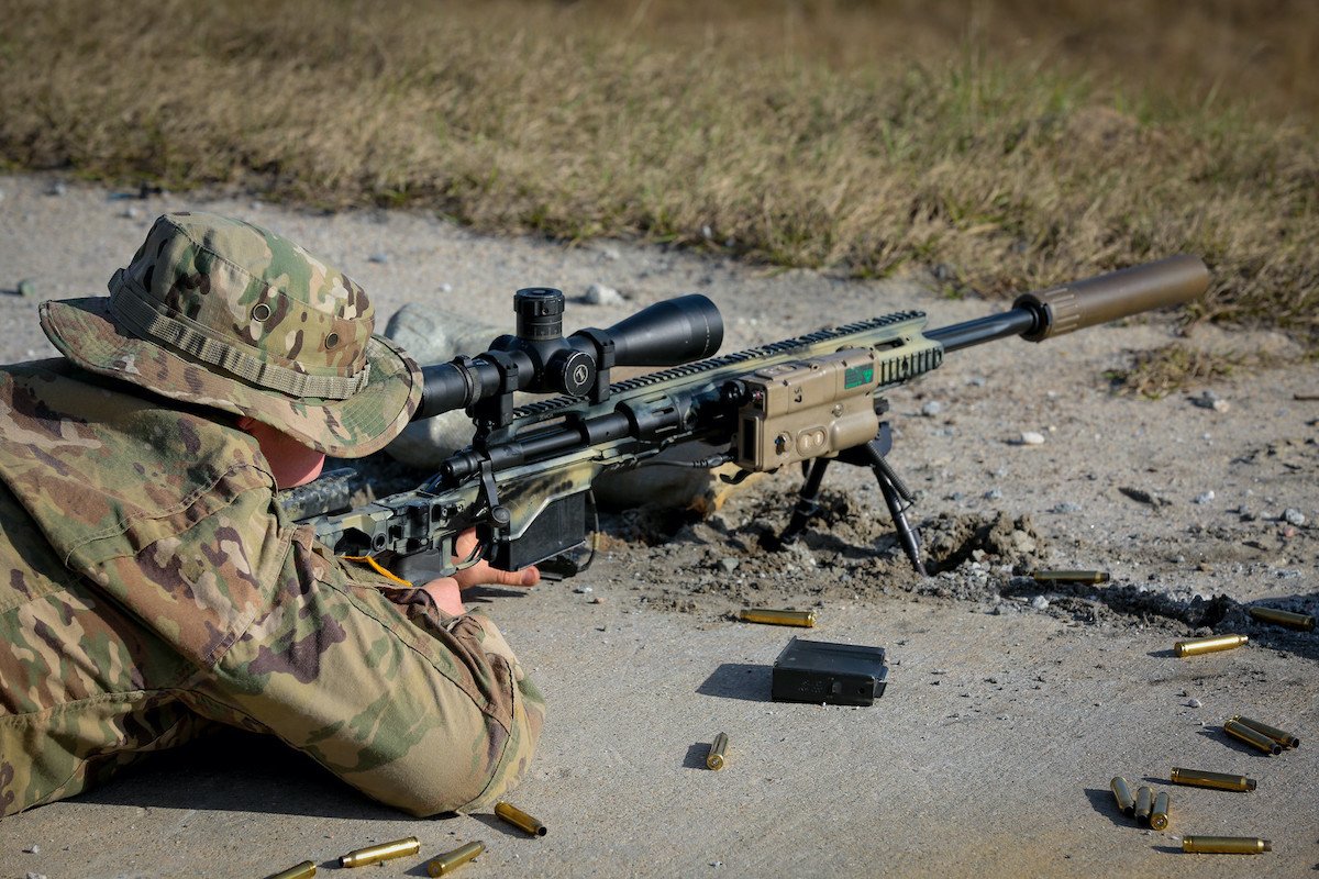 female sniper graduate