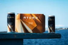 Atomo Coffee released a limited-edition ready-to-drink cold-brew launch pack this month with two molecular black coffee blends:
classic and ultra smooth. Photo by Kelly Getzelman/Coffee or Die Magazine.