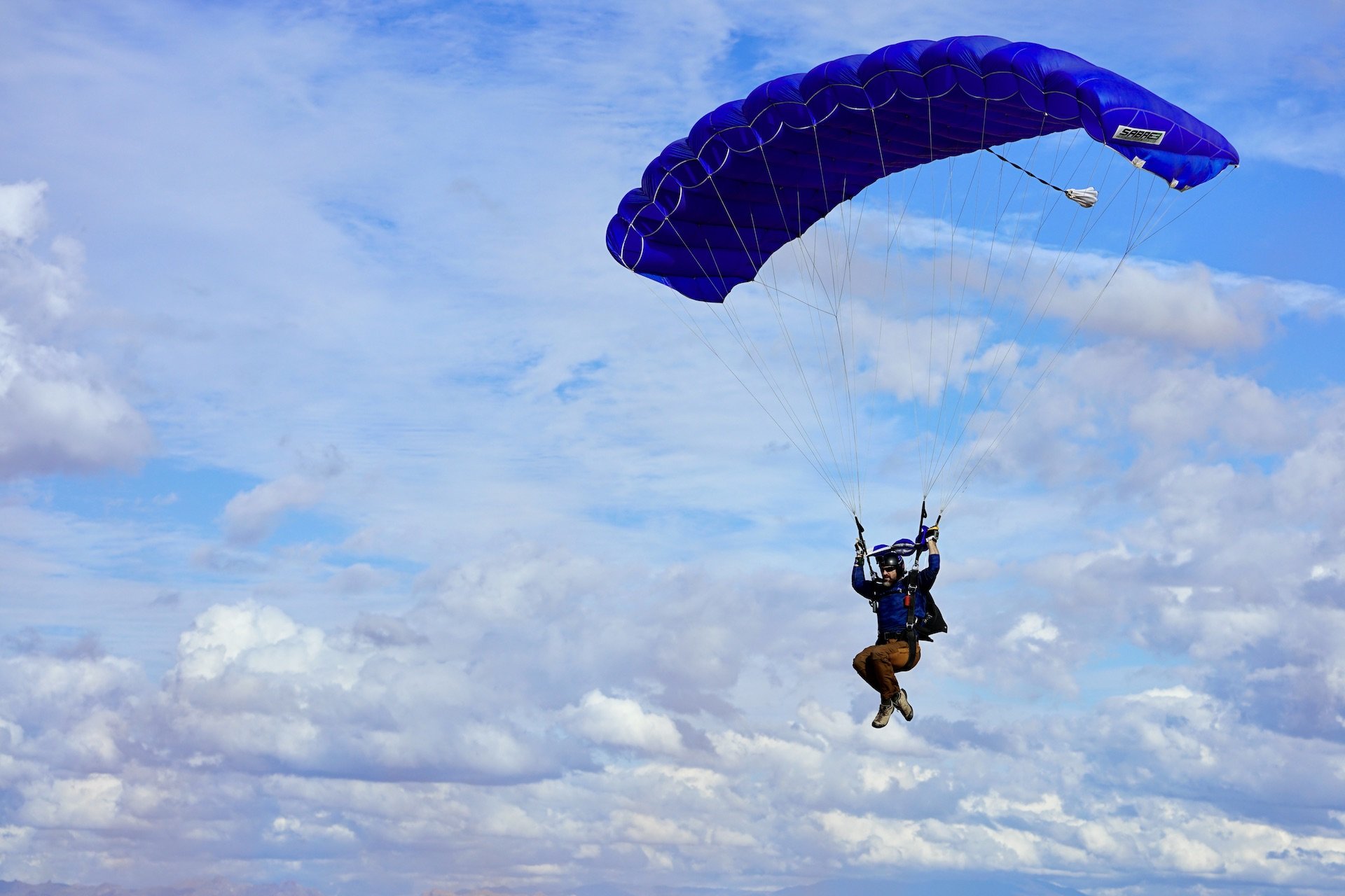 Triple 7 team skydiving record: Mike Barker