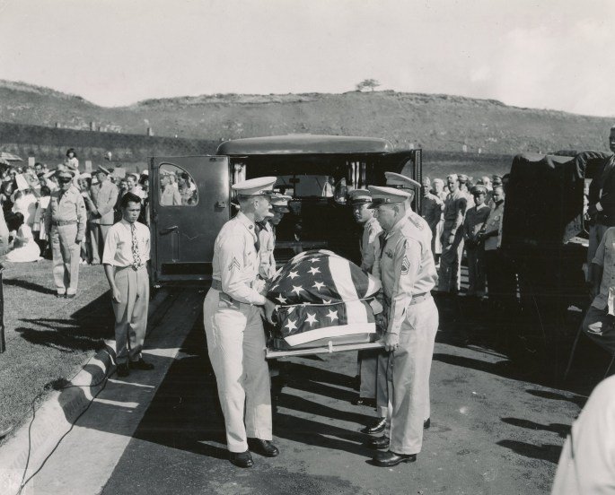 The body of Ernie Pyle was laid to final rest in the new Punchbowl Memorial Cemetery of the Pacific, Oahu, July 19, 1949. National Archives photo