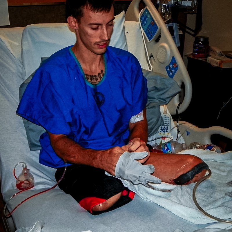 Jones at Walter Reed Military Medical Center during his recovery.