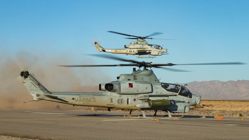 Explore the Ah-1Z Viper! An upgraded version from the Ah-1W Super Cobra.