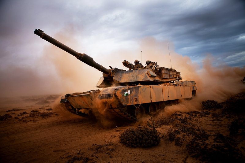 African Lion 2012: 4th Tanks prep for another day
