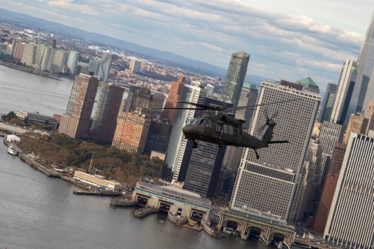 A UH-60 Blackhawk flies over lower Manhattan. US Army photo.