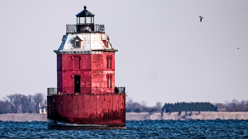 sandy point lighthouse