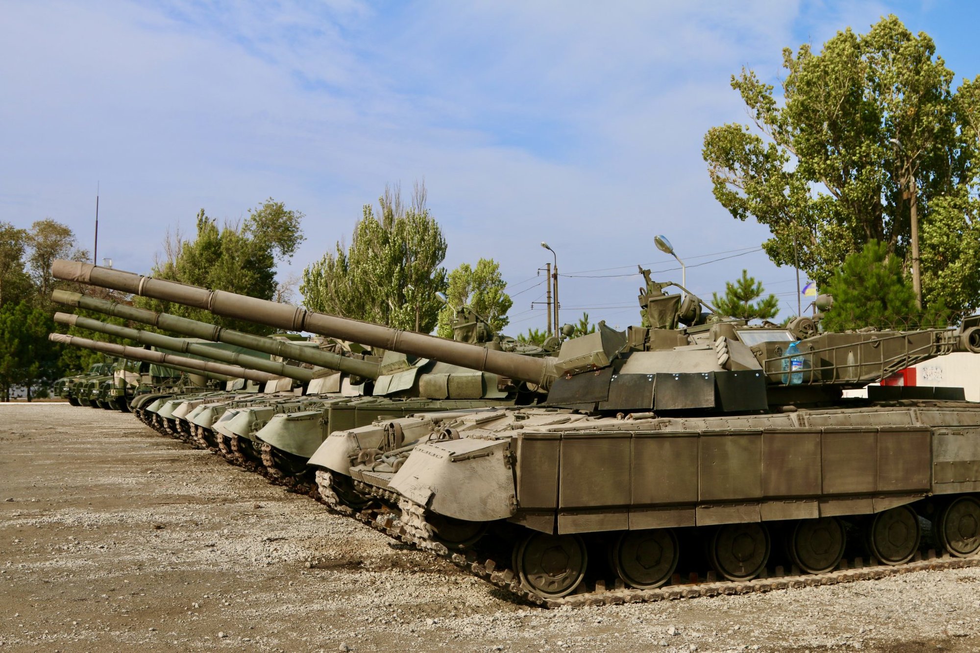 Ukrainian tanks