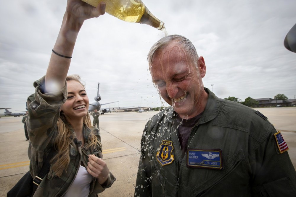 Air Force pilot retention bonus