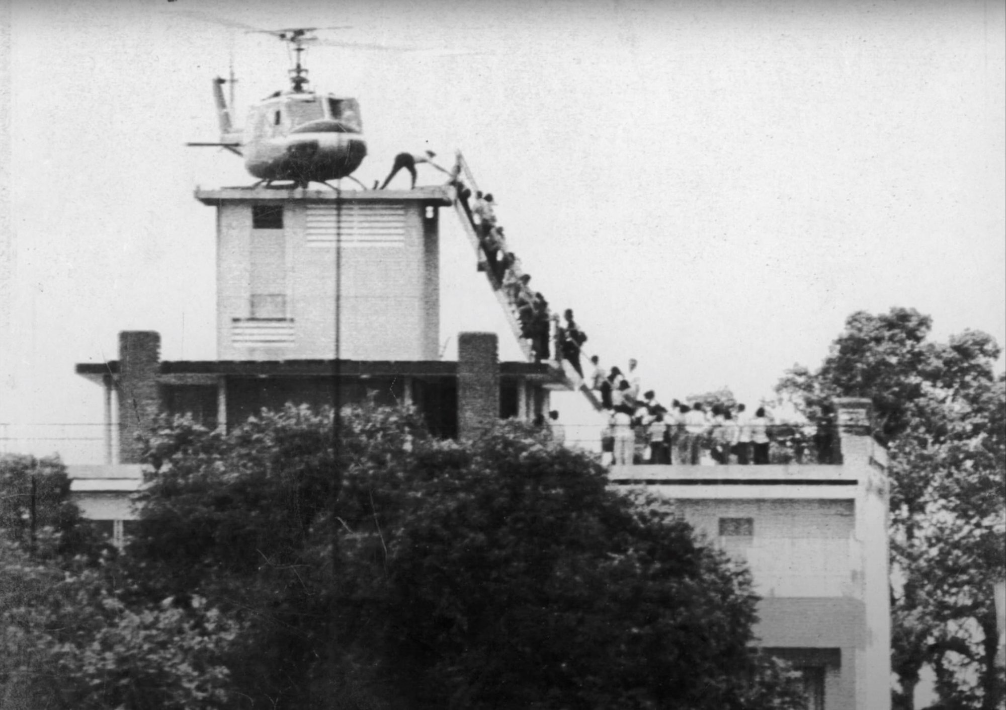 Hubert van Es fall of Saigon Vietnam war photograph coffee or die 