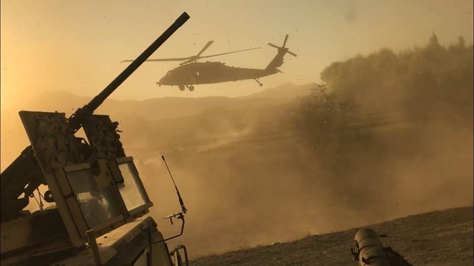 helicopter warfare, UH-60 black hawk, air assault history