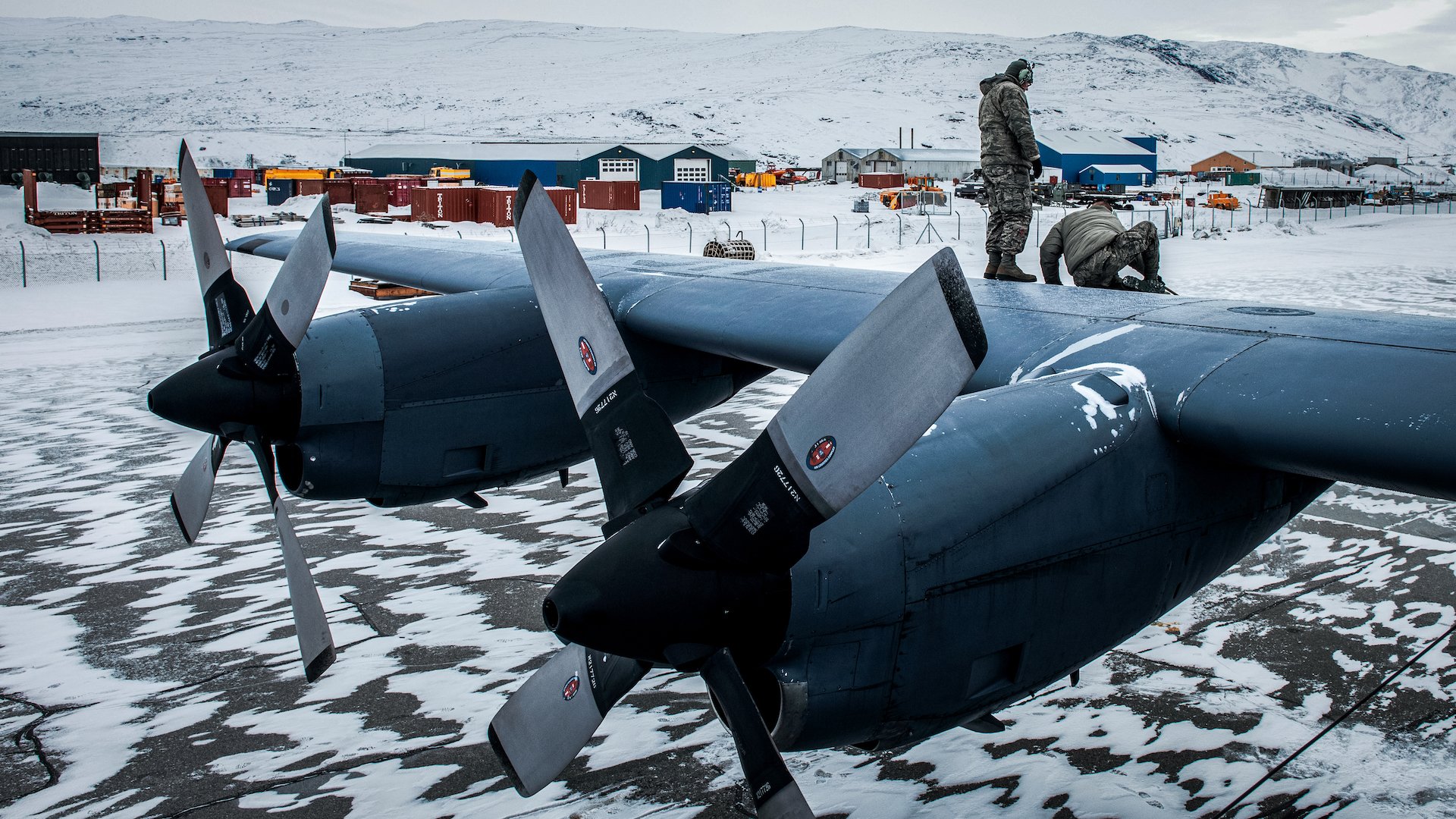 Airmen in Kangerlussuaq