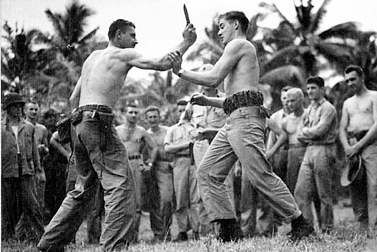 knife fighting