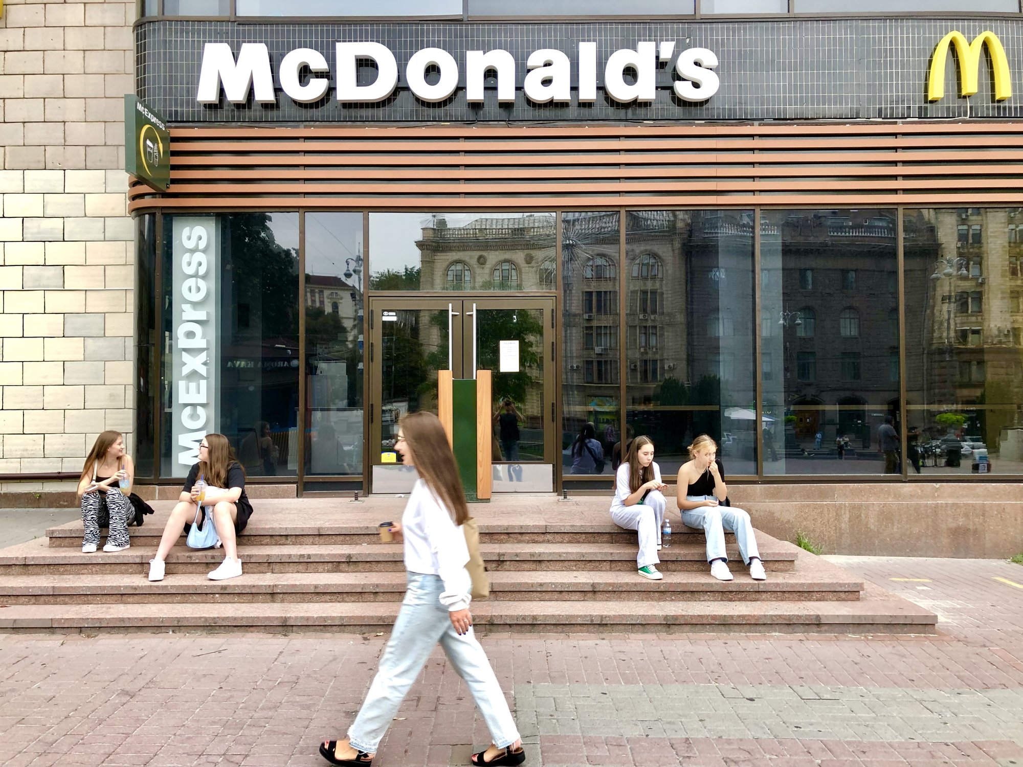 A McDonald’s restaurant in central Kyiv on Aug. 12, 2022, the day after the burger giant announced it was reopening some restaurants in Ukraine, which had been shut down after Russia’s full-scale war began. Photo by Nolan Peterson/Coffee or Die Magazine.