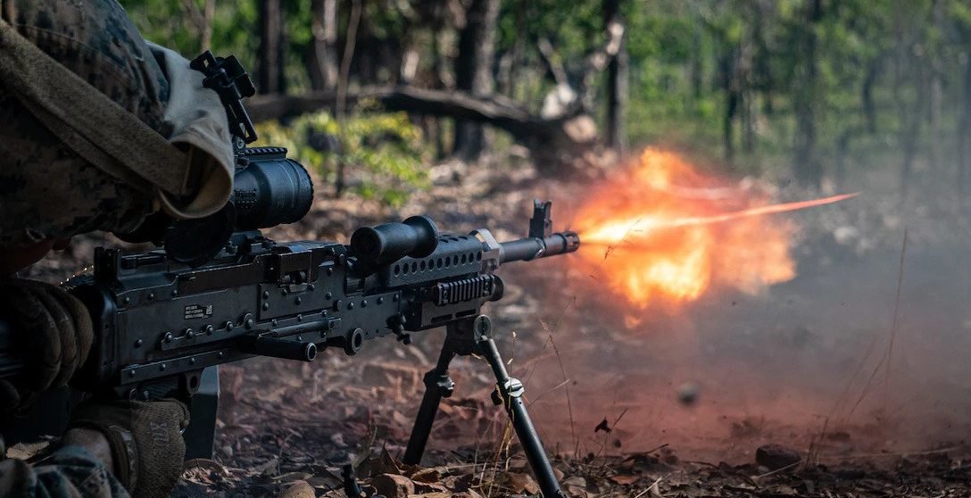 A Marine fires the M240 machine gun. Photo courtesy of Sandboxx.