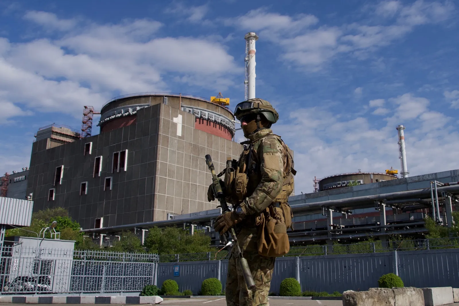Shelling Hits Near Ukrainian Nuclear Plant as Russia Rattles Nuclear Saber at the US