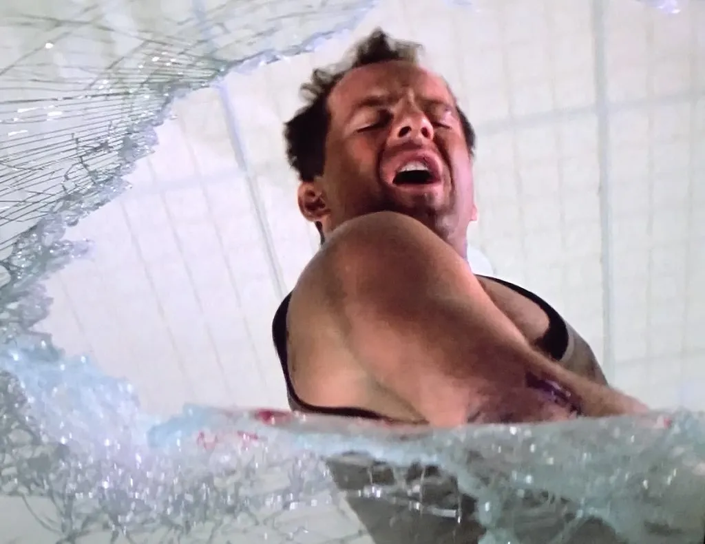 die hard, john mcclane, christmas, aar