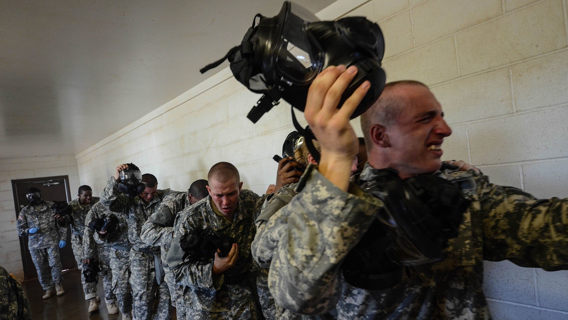 Basic Training Soldiers enter gas chamber