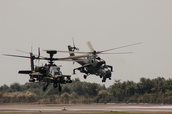 Apache Helicopter