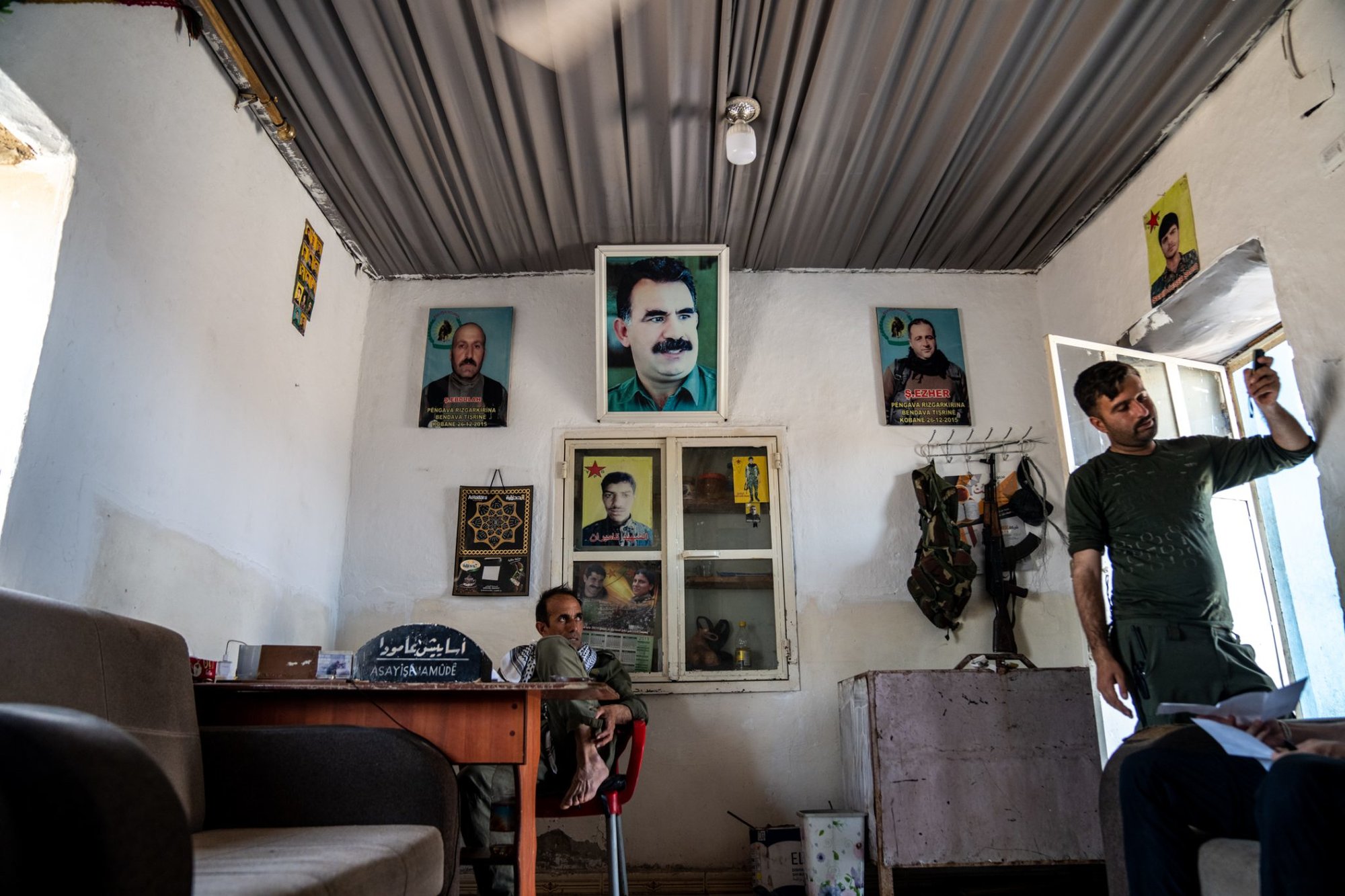 wall of martyrs in office in syria