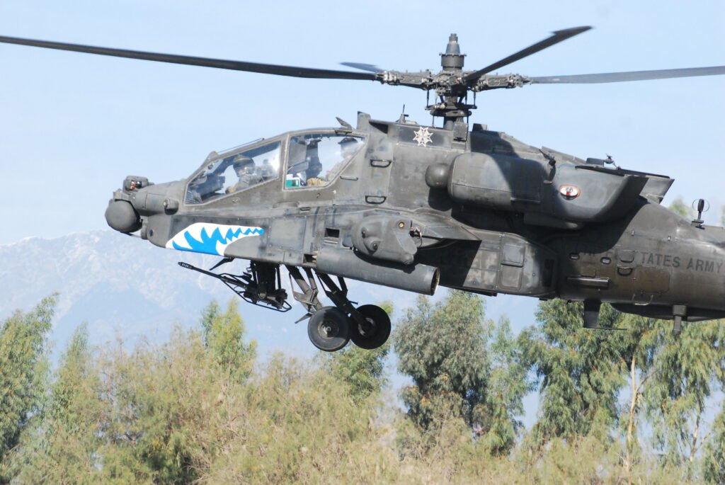 apache helicopter