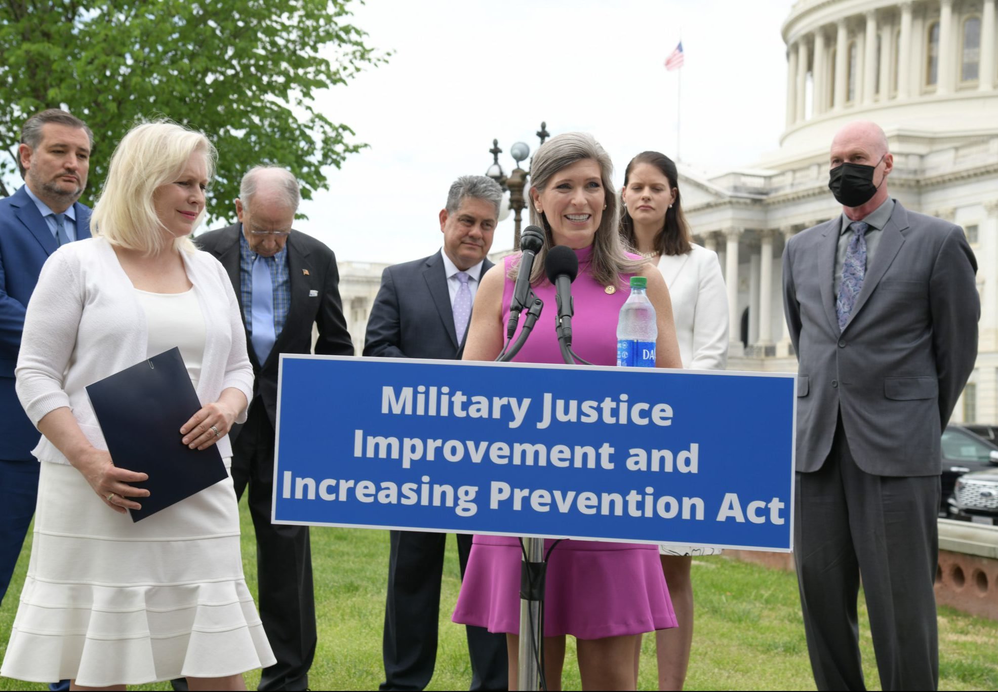 bill to remove punishment for sexual assault from military chain of command