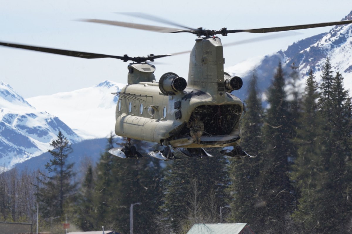 CH-47 chinook helicopter Alaska