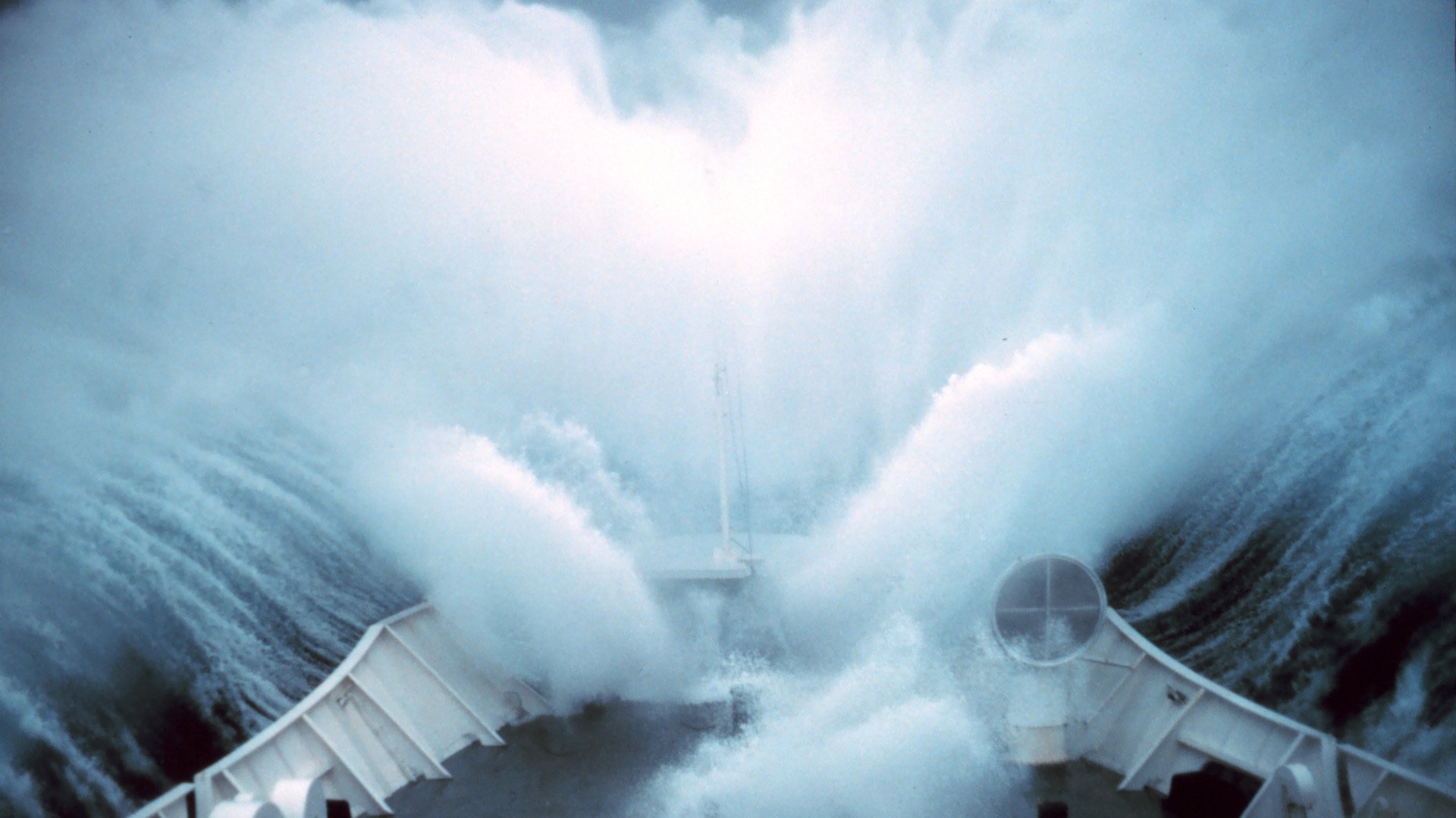 NOAA ship Discoverer in the Bering Sea - NOAA photo.jpg