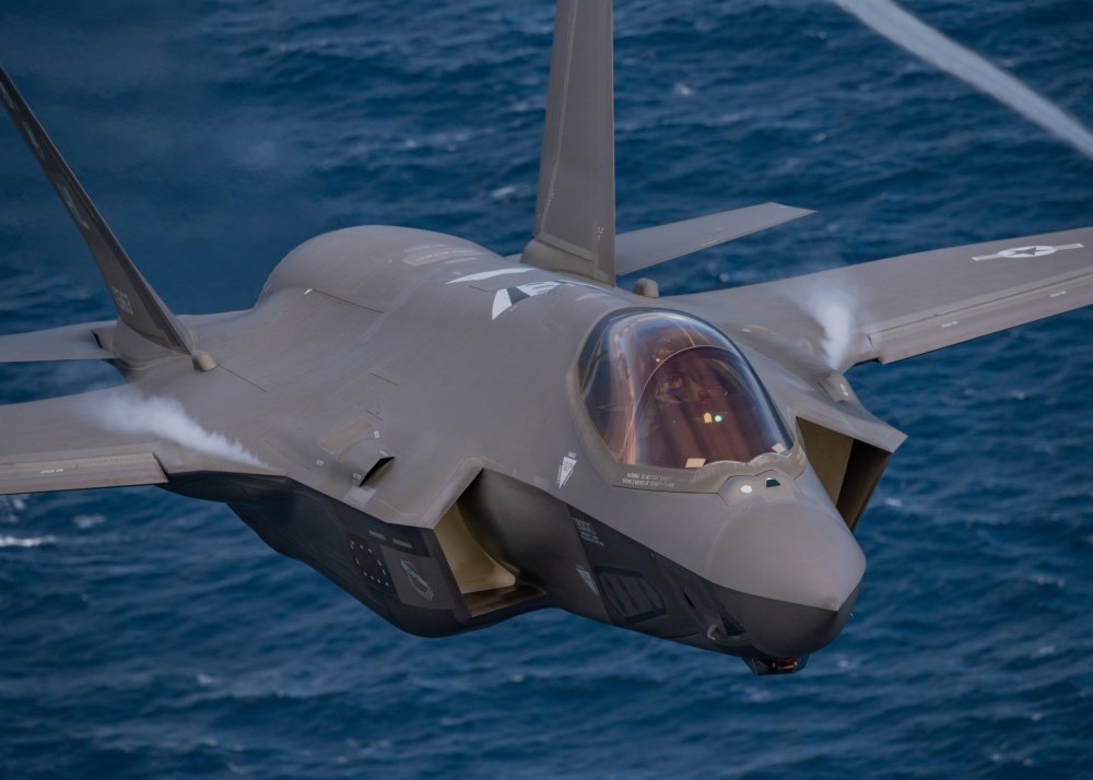 US Air Force Capt. Kristin "Beo" Wolfe, F-35A Lightning II Demonstration Team commander and pilot, flies off the coast of Fort Lauderdale Nov. 20, 2020. (F-35A Valkyries)