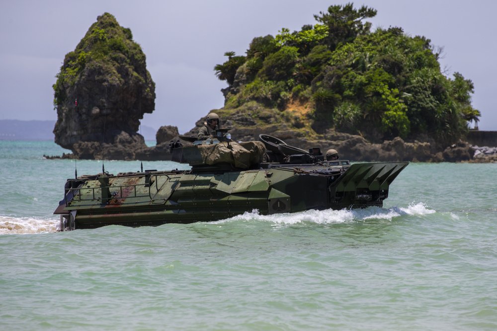 marine aav III MEF