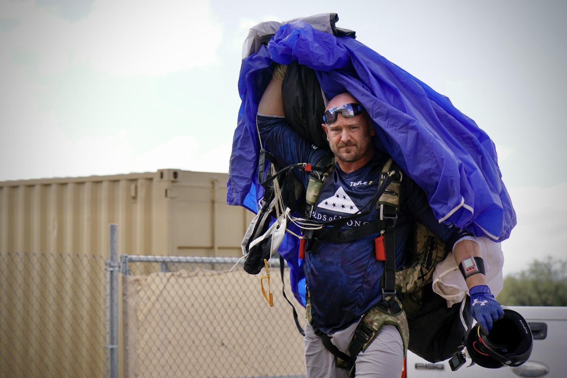 Triple 7 team skydiving record: Mike Sarraille