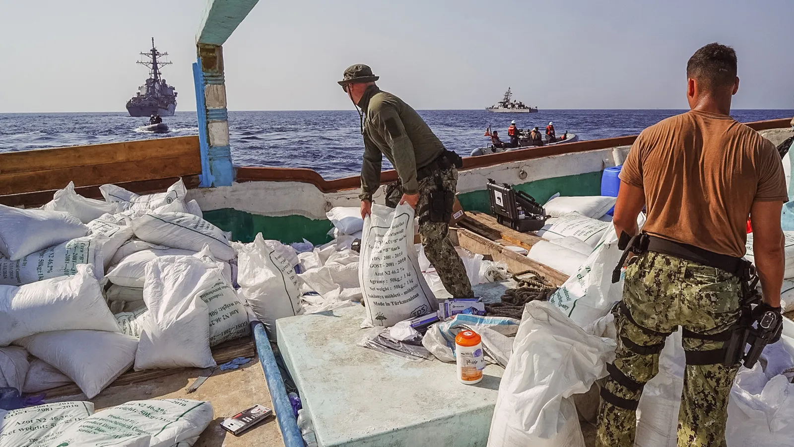 US Warships Seize Explosives Bound From Iran to Houthi Rebels