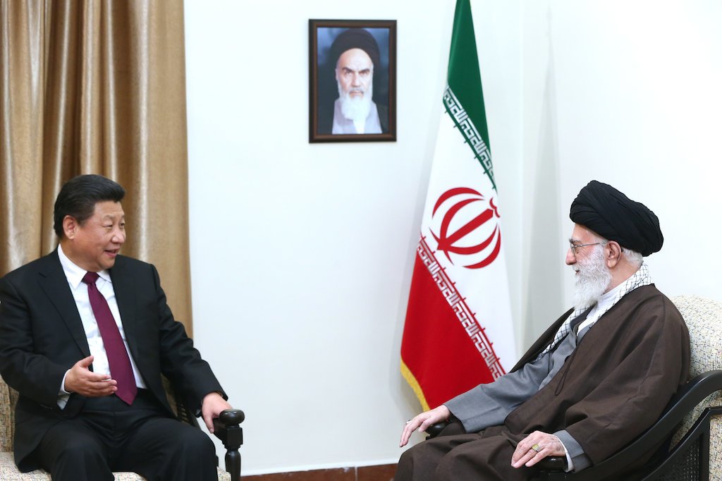 Xi Jinping, the Paramount leader of China (CCP General Secretary) and his entourage met with Ali Khamenei, the Supreme Leader of Iran on Jan. 23, 2016. Photo via official website of Ali Khamenei, Supreme leader of Iran.