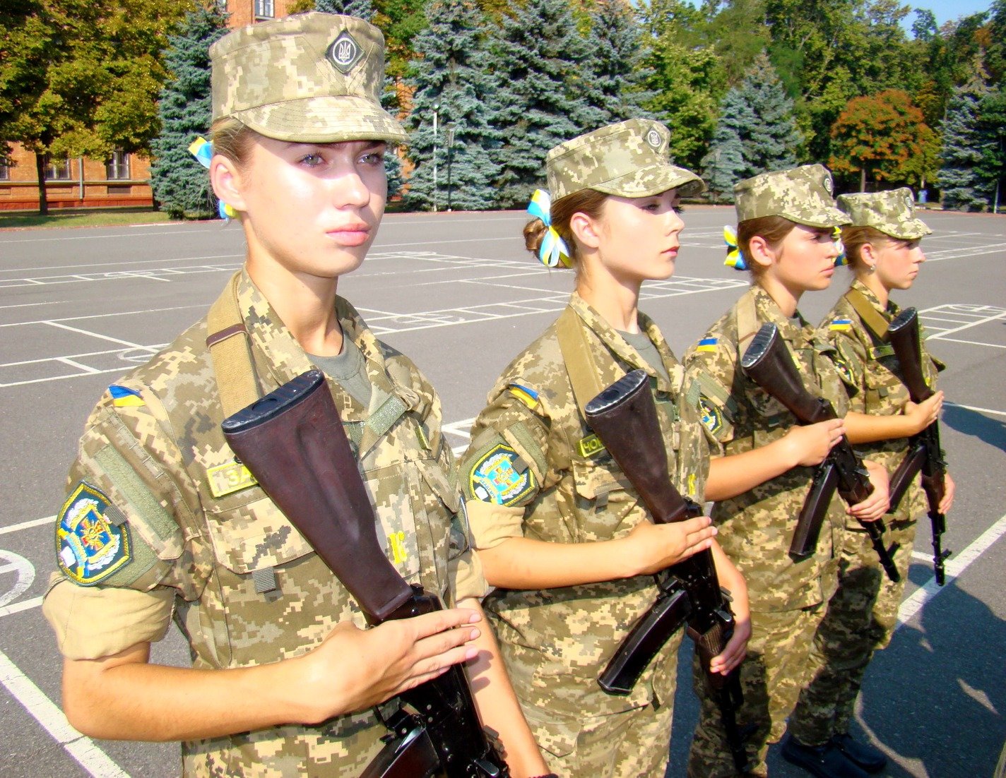 Ukrainian army soldiers