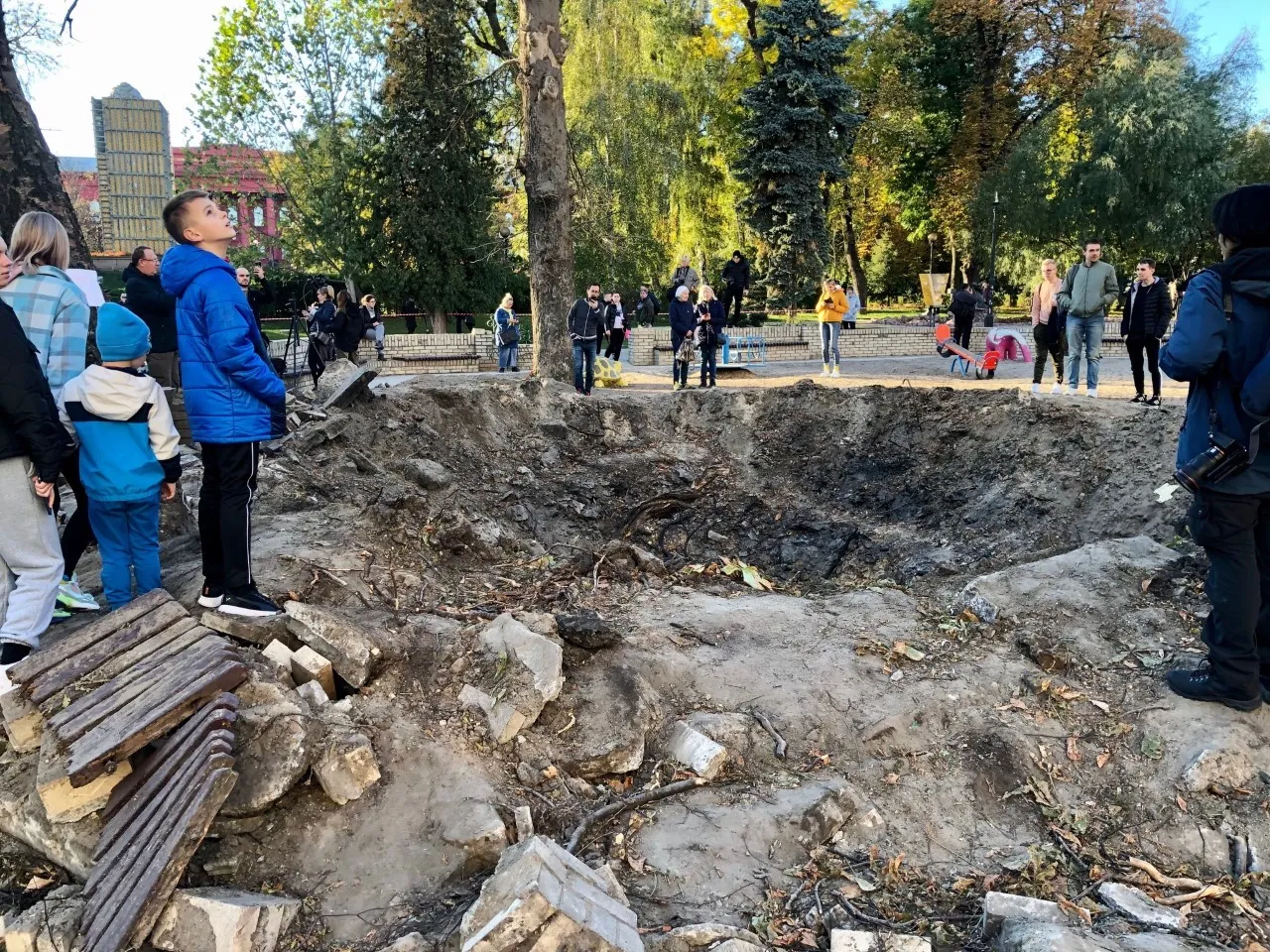 Russian Missile Strikes Plunge Ukraine into Darkness
