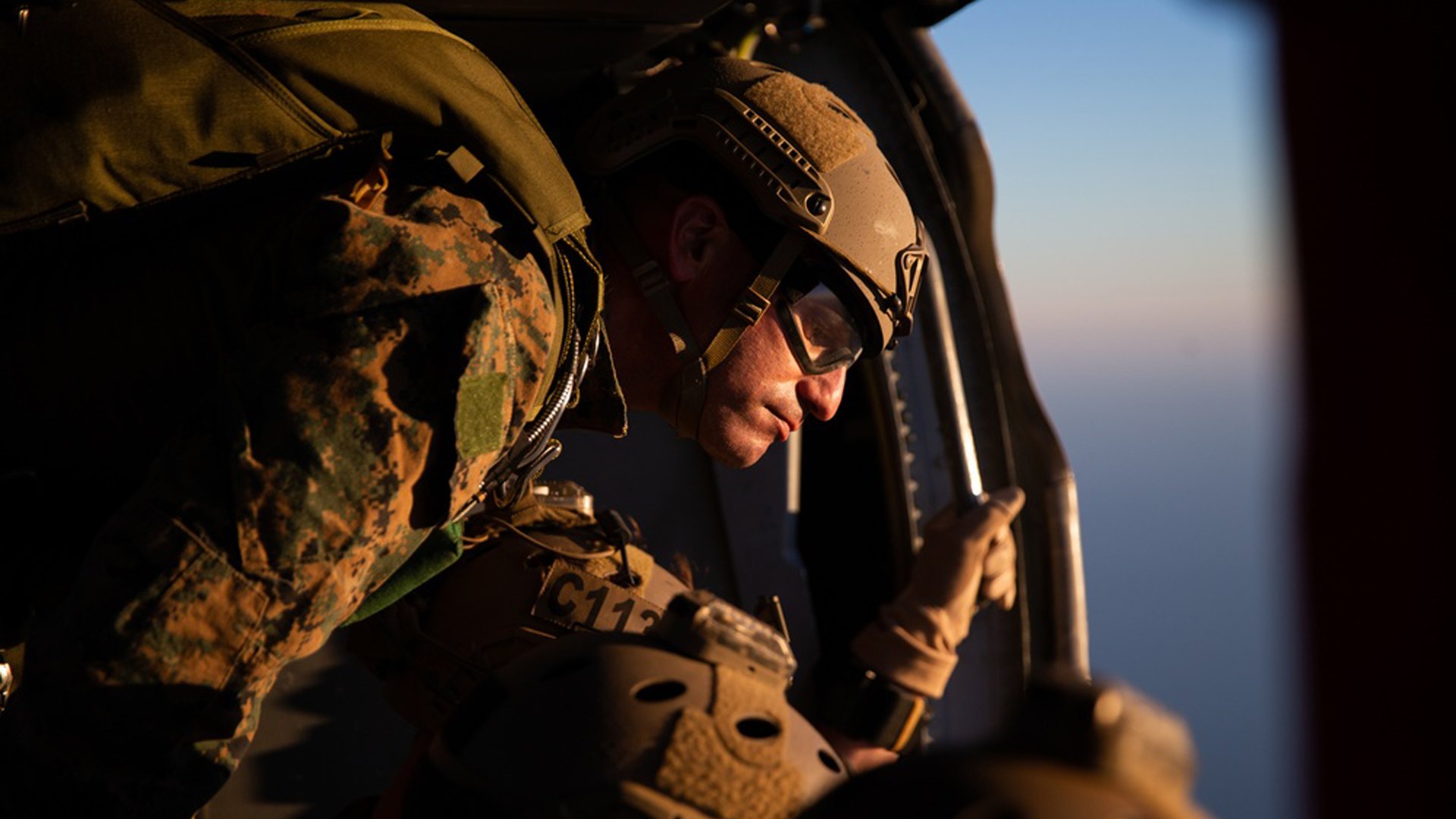 Marine Recon jump