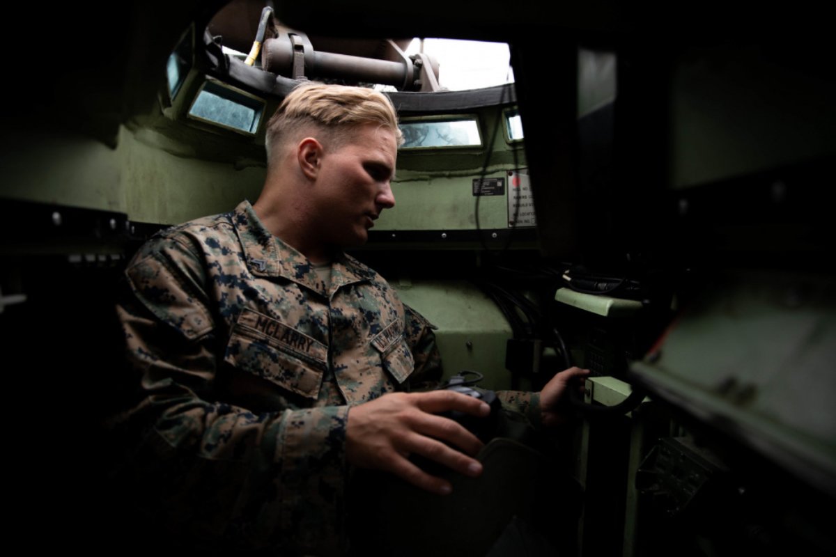 Assault Amphibious Vehicle