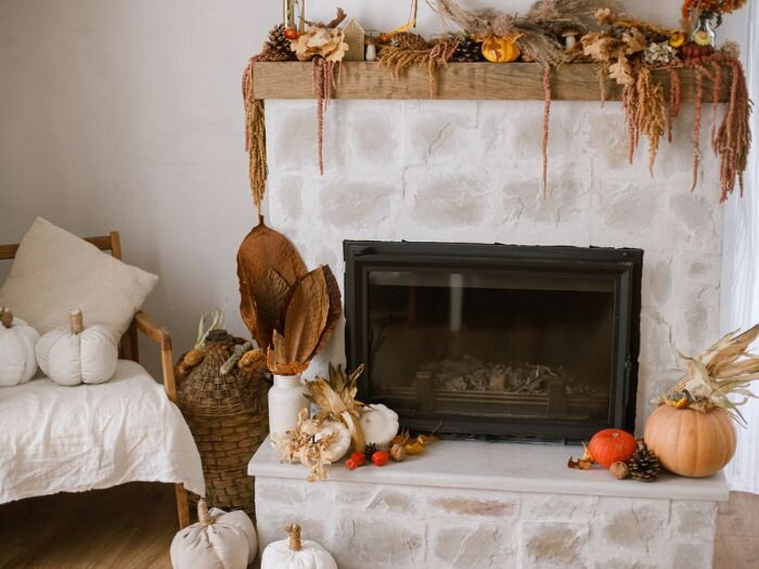 Farmhouse Mantel Decor Ideas for Every Season