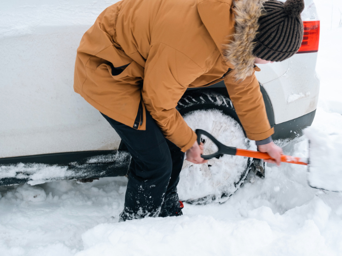 Create a Winter Emergency Car Kit to Prepare for Your Next Winter Drive
