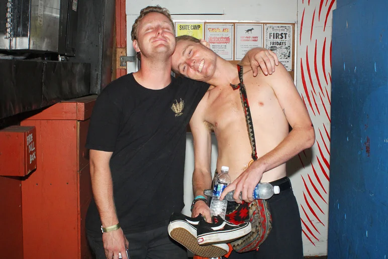 <!--am17-ccj-->

Derick & Dakota spreading some FL love!