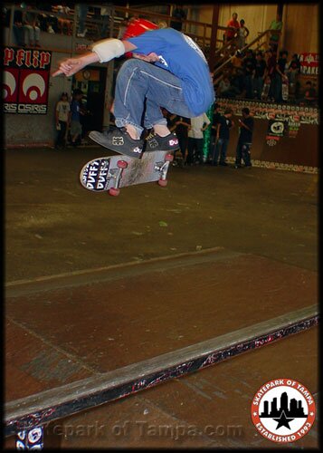 Timmy Knuth - kickflip