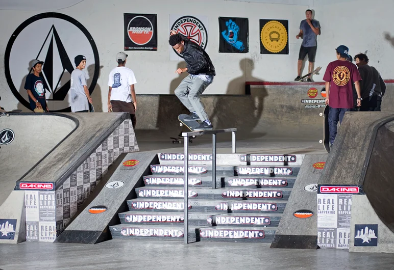 <!--dacm16fri-->

Robert Neal Nollie Flips out of his Crooked Grind.