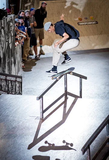 <!--pro19finals-->

Marcos lets the light shine down on a Kicky Front Crook.
